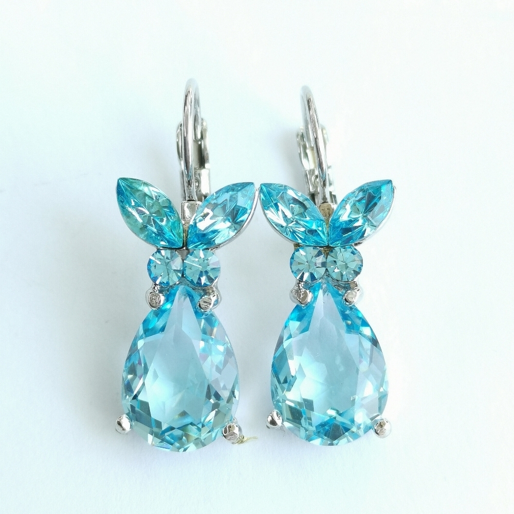 Swarovski Elements Blue Crystal drop earrings prom wedding Lever Back 🆕